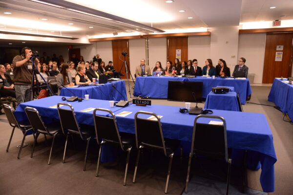 iachr photo of empty table